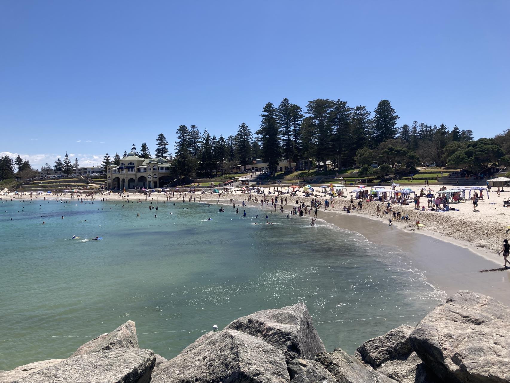 Update – Cottesloe Main Beach now reopened