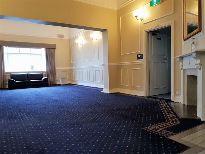 Image Gallery - War Memorial Hall - Lounge