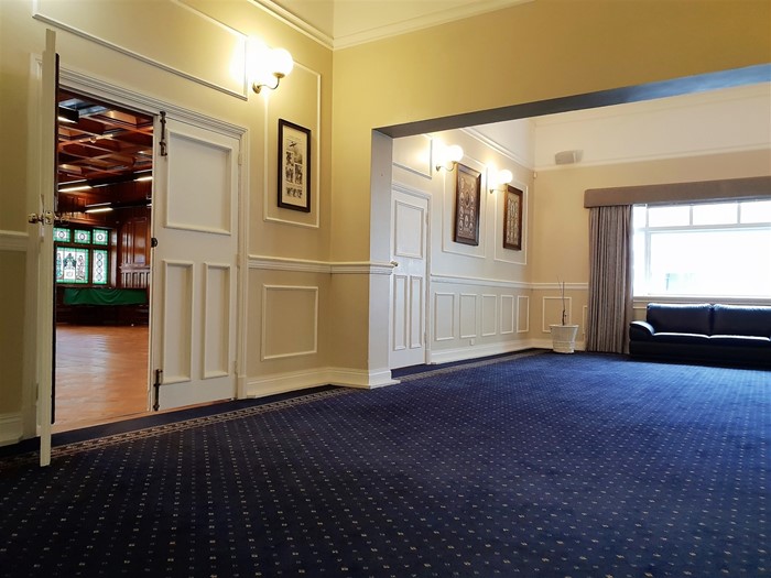 Image Gallery - War Memorial Hall - Lounge