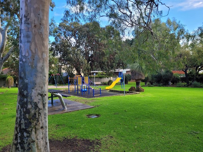 Image Gallery - Andrews Place - Playground